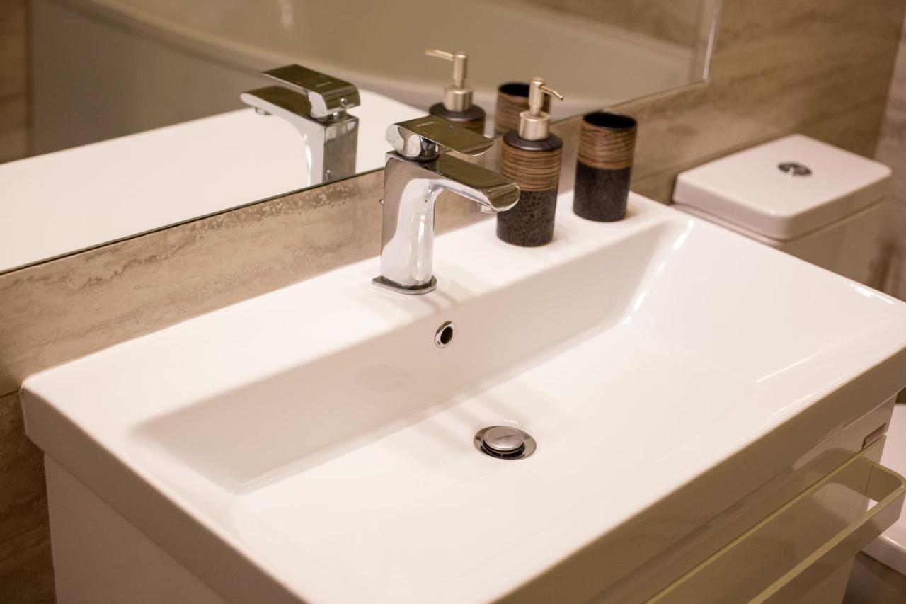 Central.Deluxe.Apartament.Oradea Εξωτερικό φωτογραφία